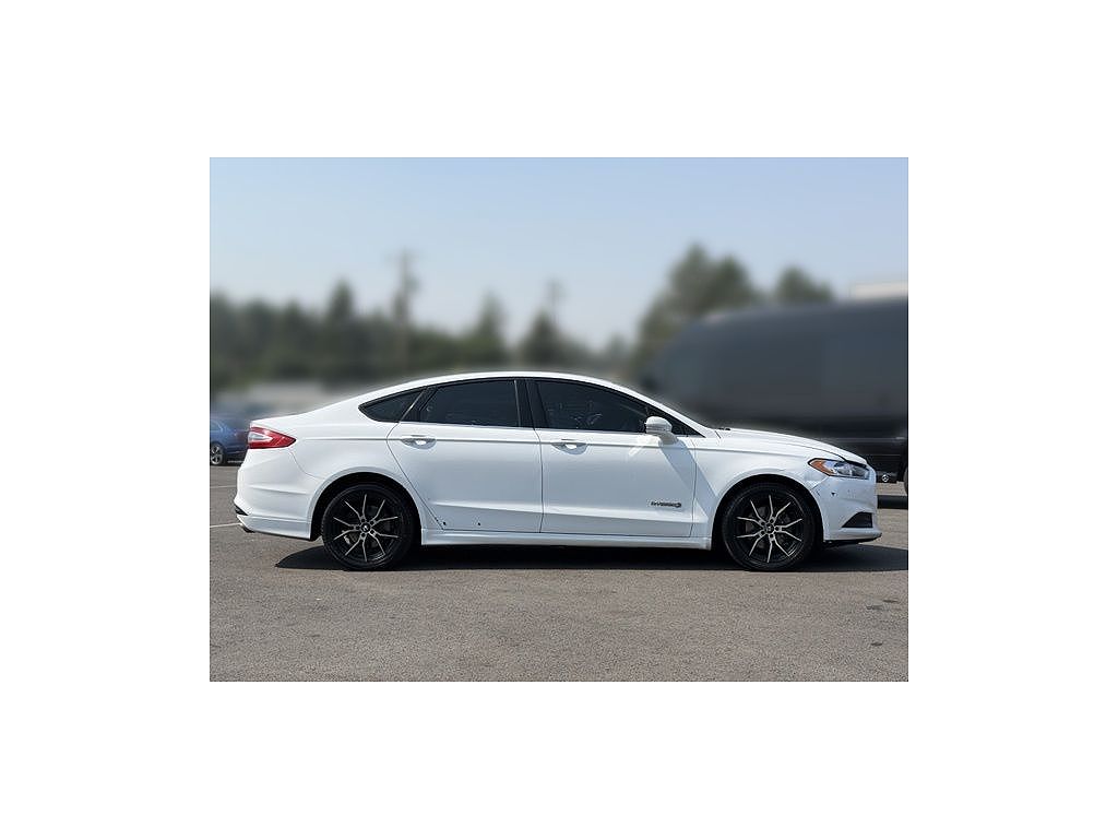 2013 Ford Fusion Hybrid SE