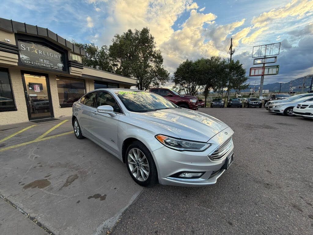 2017 Ford Fusion SE Luxury
