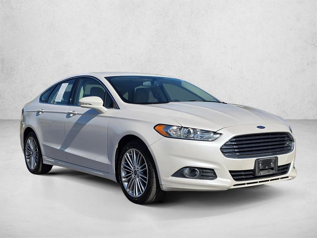 2016 Ford Fusion SE