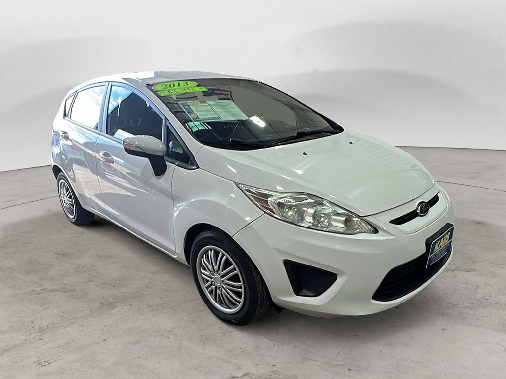2013 Ford Fiesta SE
