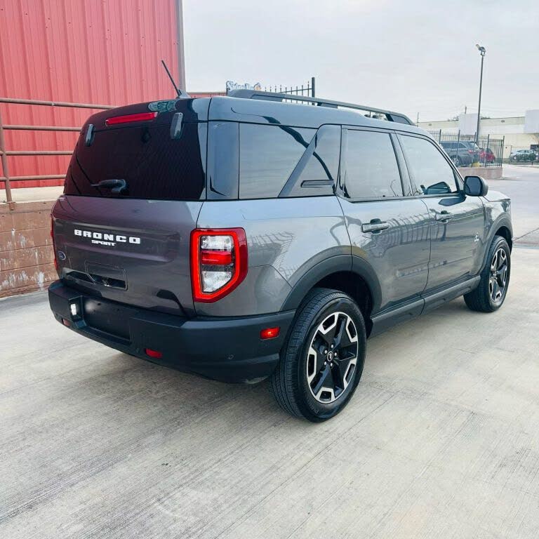 Vehicle Image 4 of 30 for 2021 Ford Bronco Sport