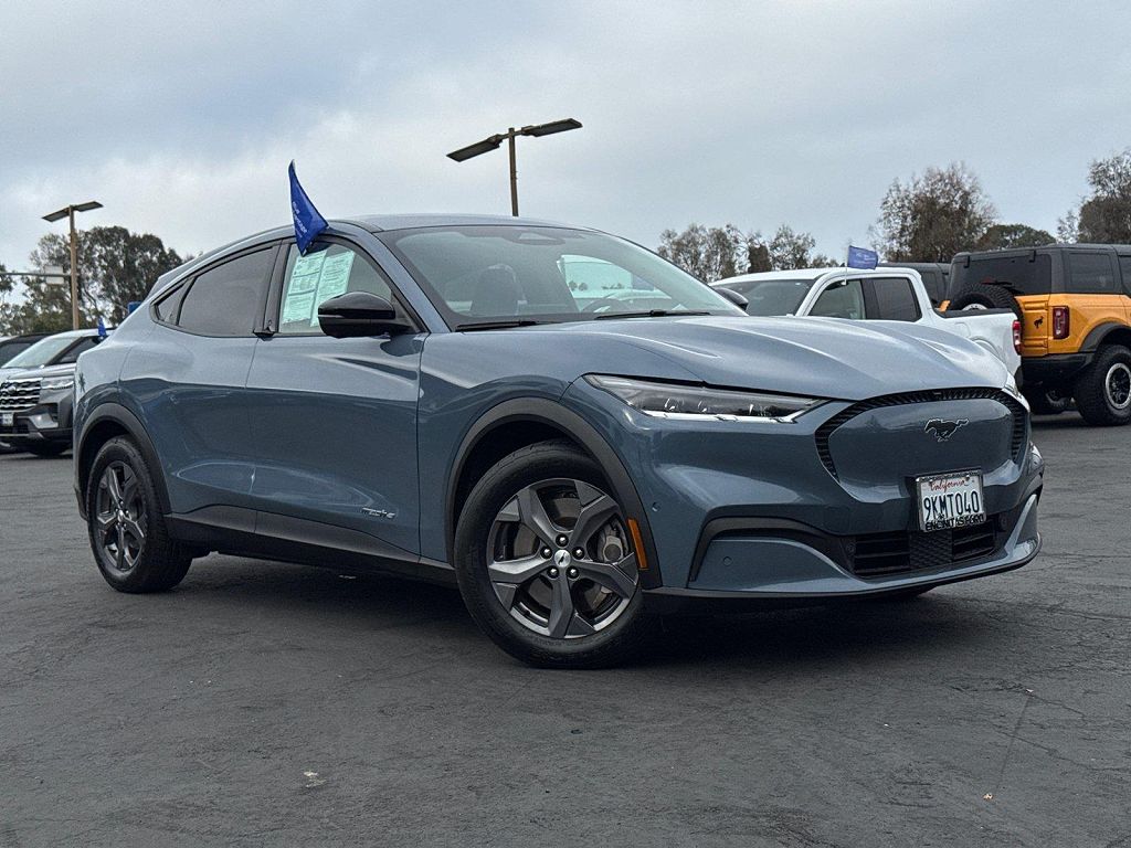 2023 Ford Mustang Mach-E photo 1
