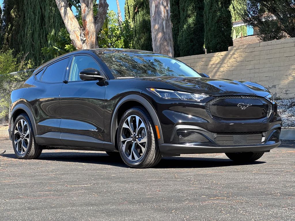 2025 Ford Mustang Mach-E photo 1