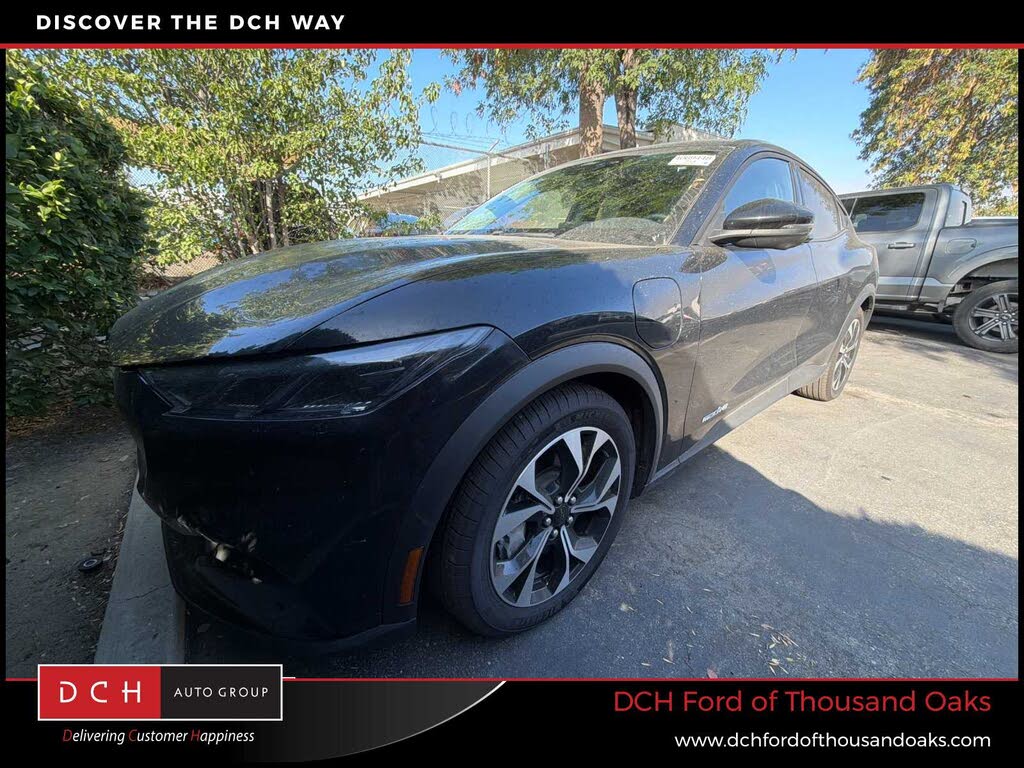 2025 Ford Mustang Mach-E photo 1