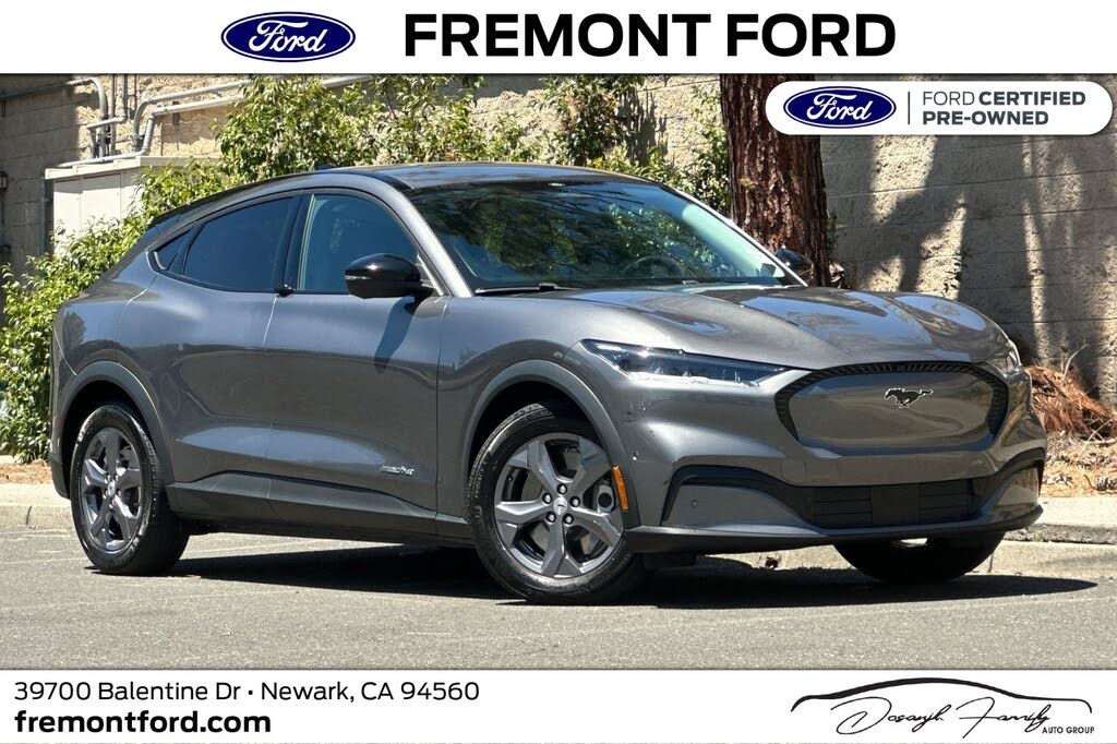 2023 Ford Mustang Mach-E photo 1