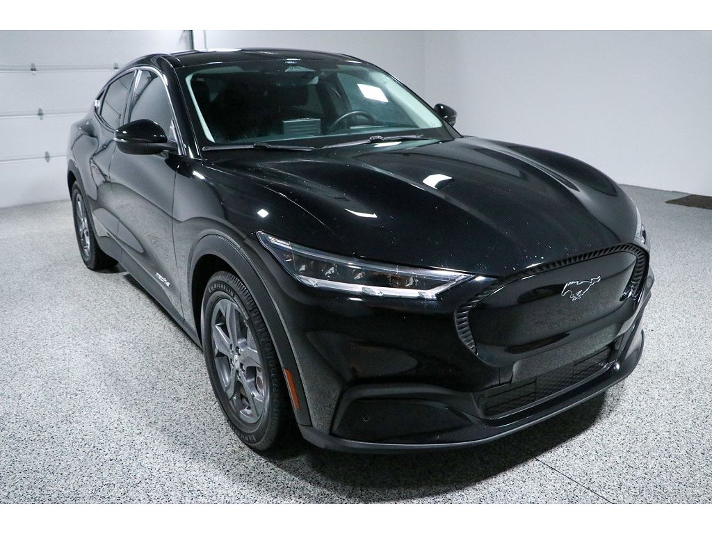 2022 Ford Mustang Mach-E Select