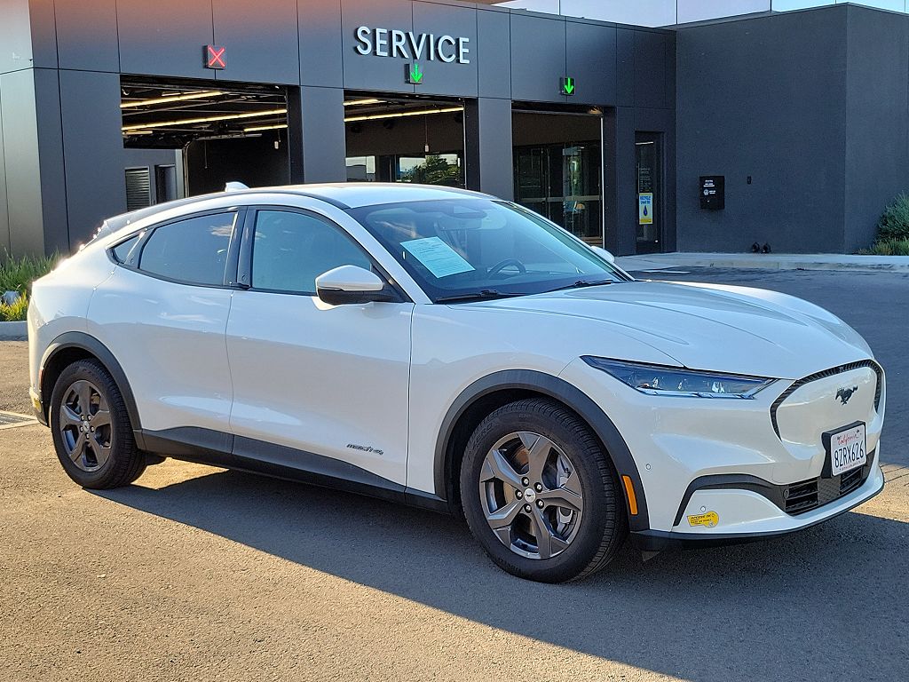 2021 Ford Mustang Mach-E photo 1