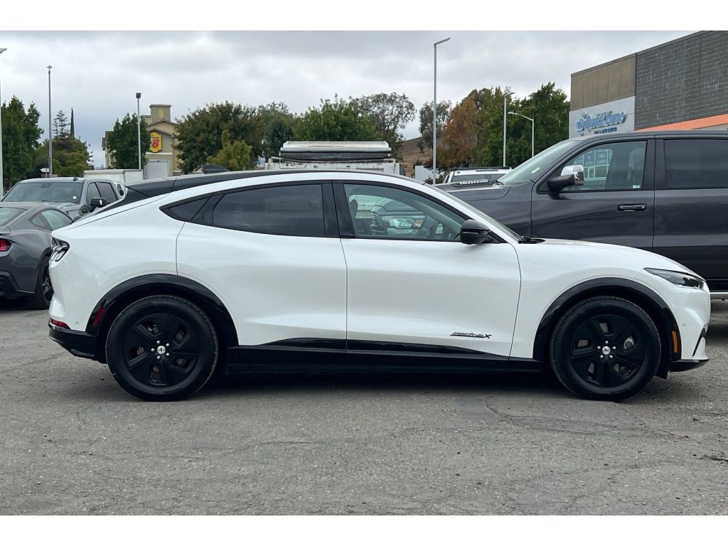2023 Ford Mustang Mach-E California Route 1
