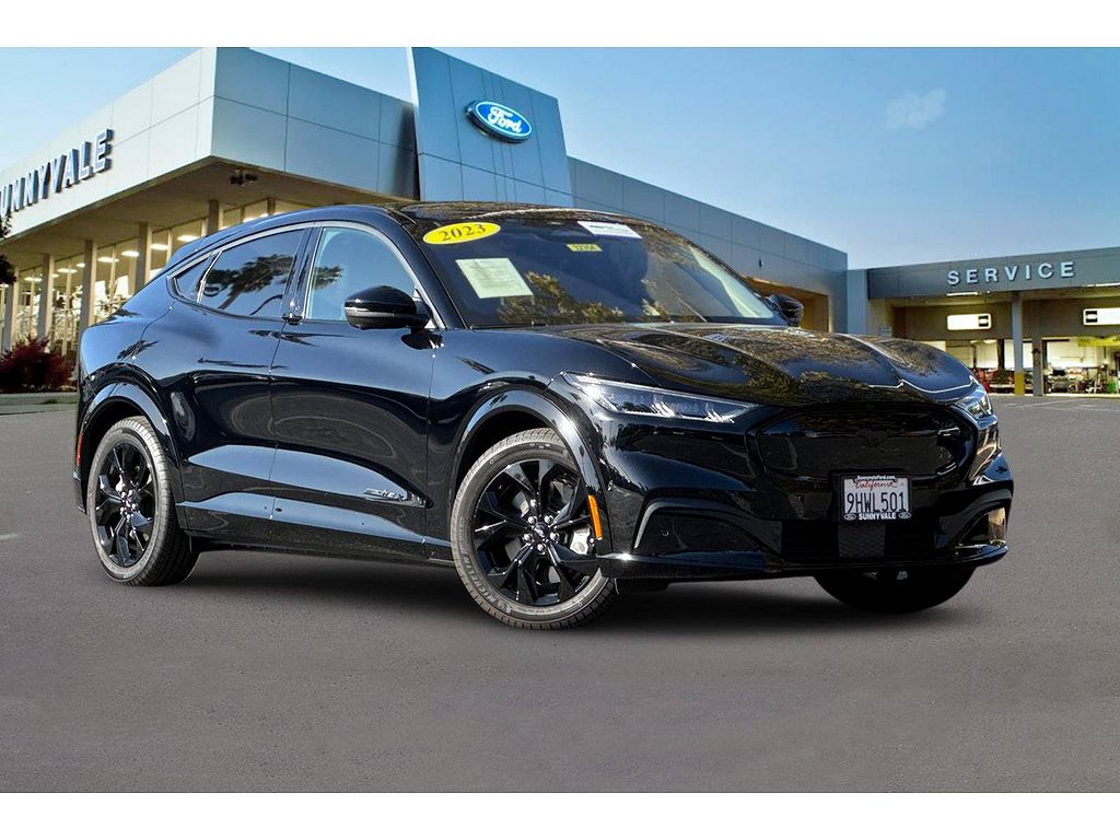 2023 Ford Mustang Mach-E photo 1