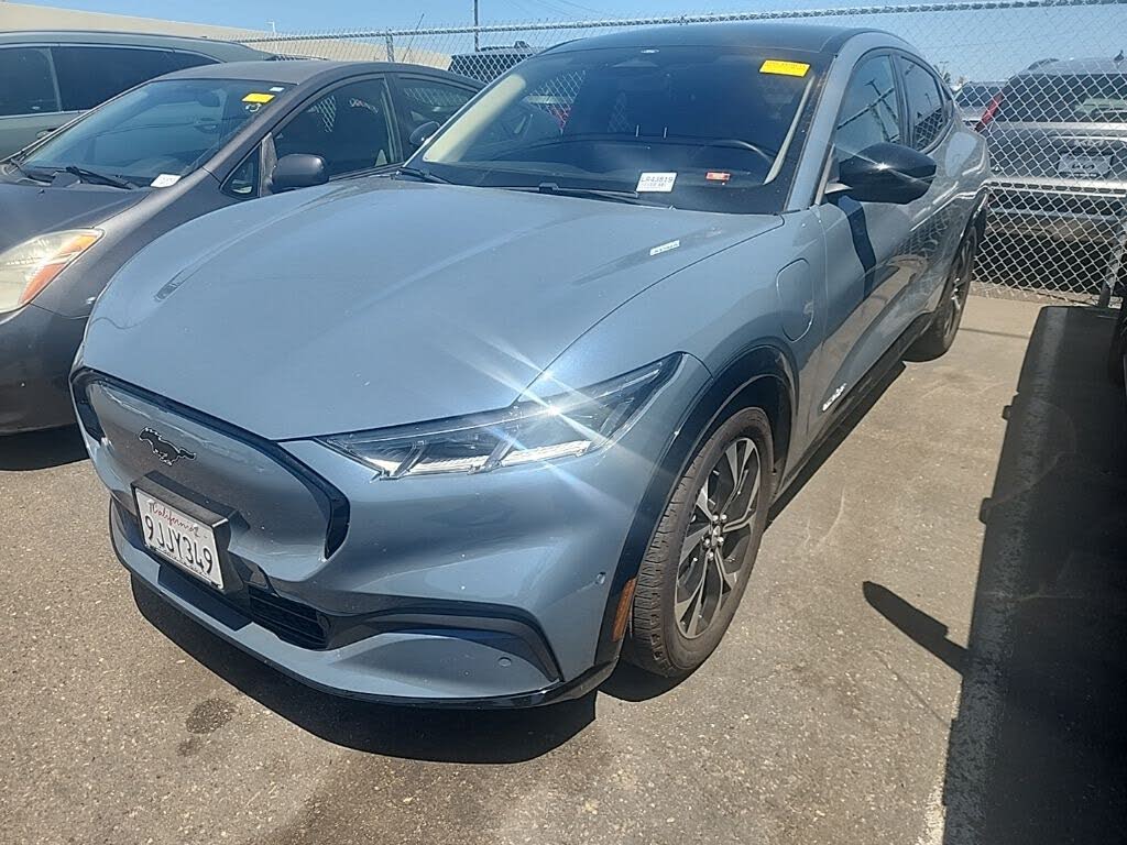 2023 Ford Mustang Mach-E photo 3