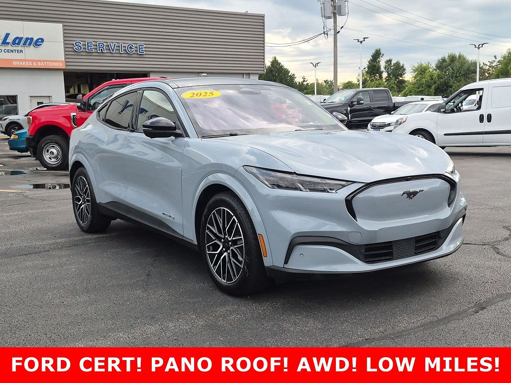 2025 Ford Mustang Mach-E Premium AWD