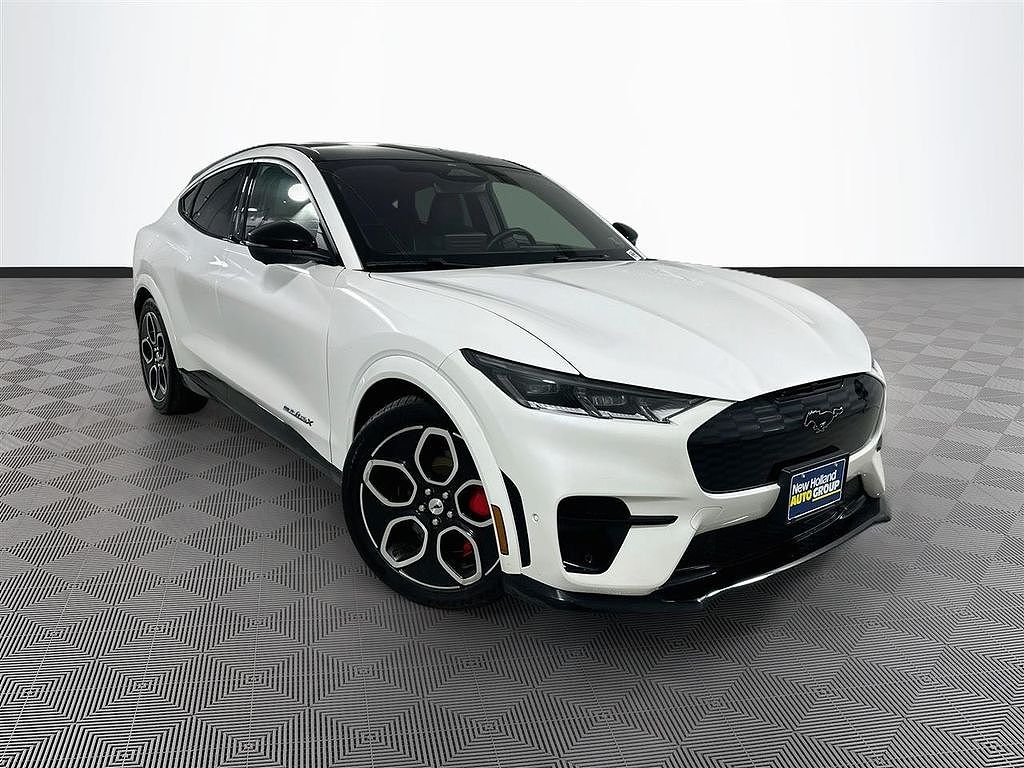 2022 Ford Mustang Mach-E GT