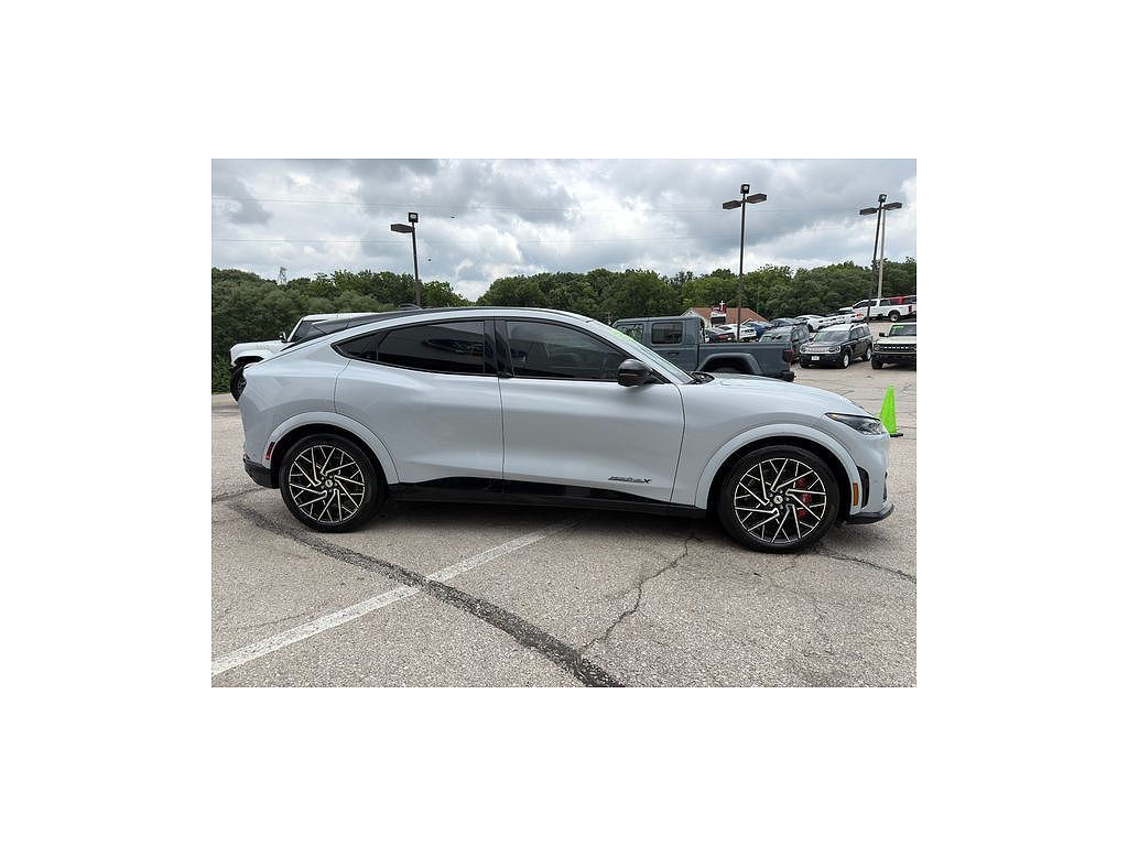 2022 Ford Mustang Mach-E GT