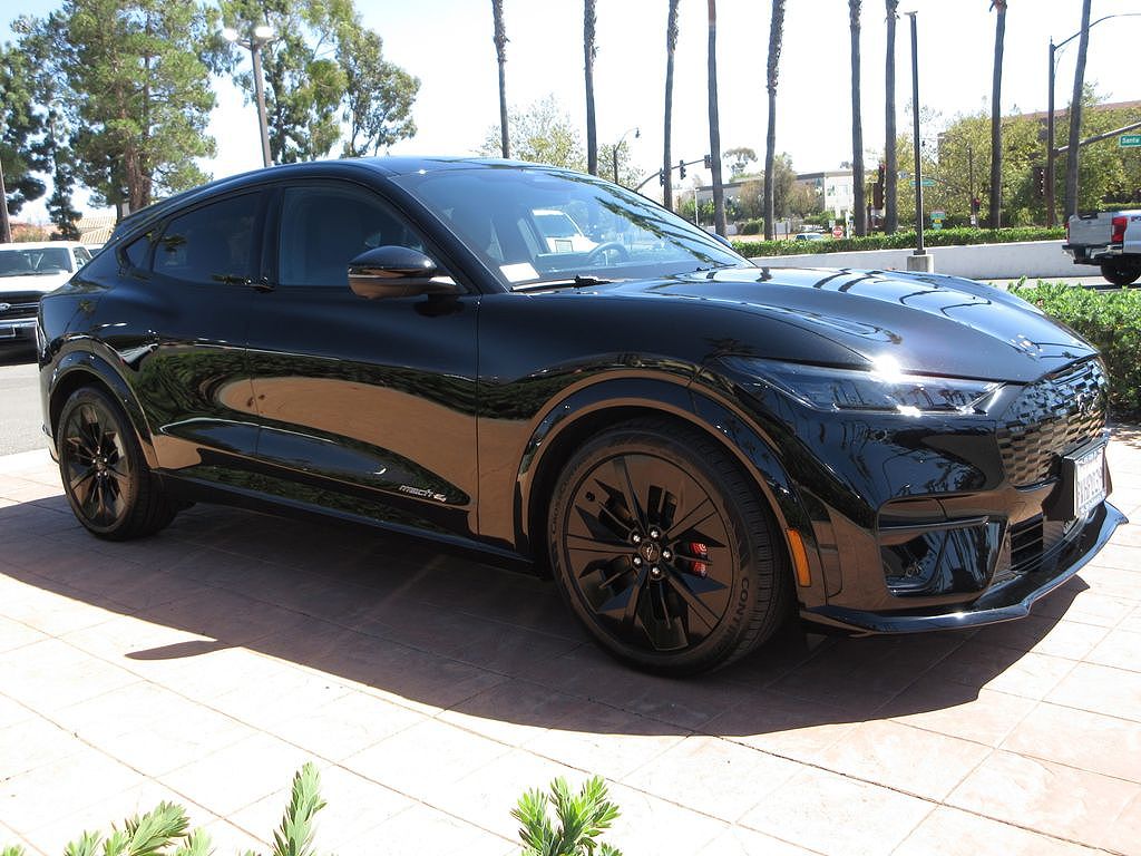 2025 Ford Mustang Mach-E GT