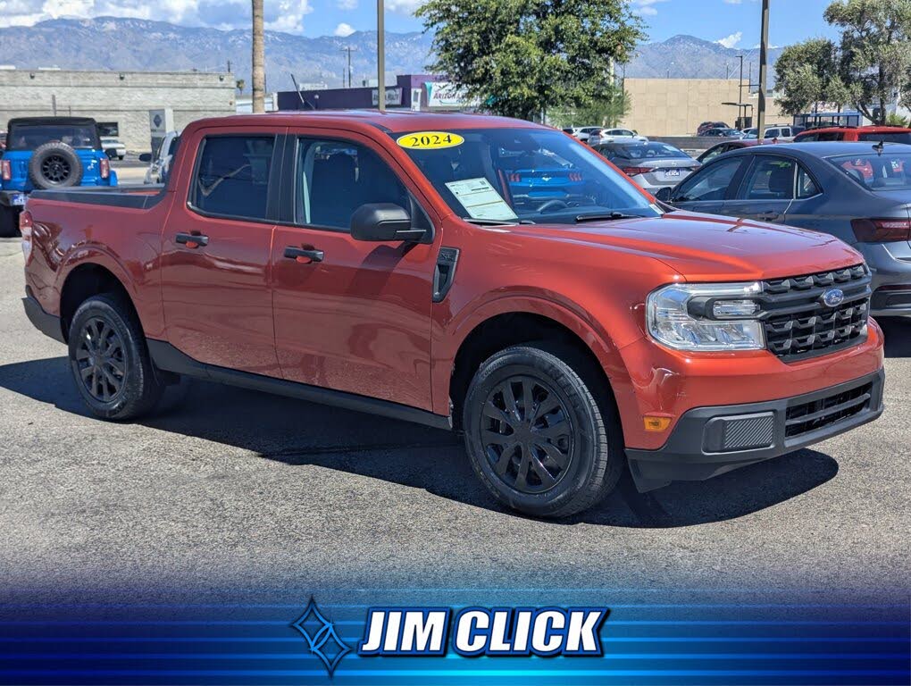 2024 Ford Maverick XL