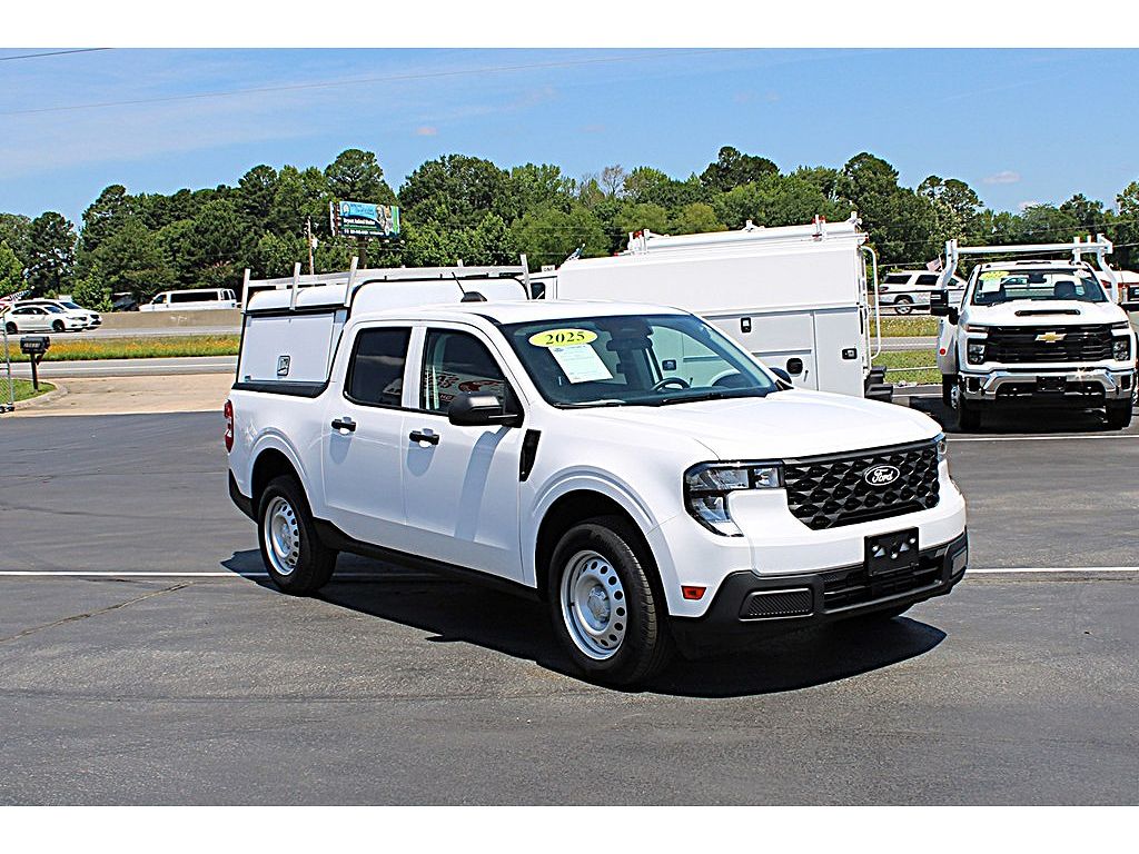 2025 Ford Maverick XL