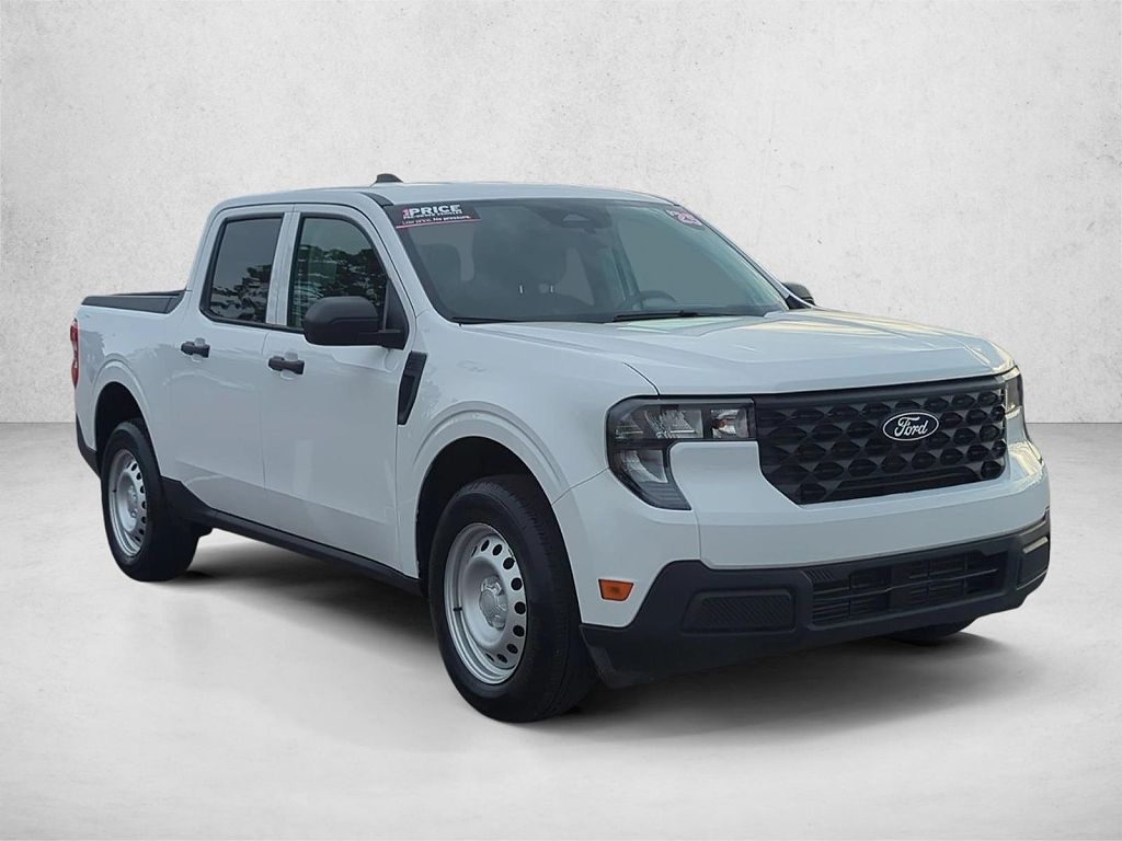 2025 Ford Maverick XL