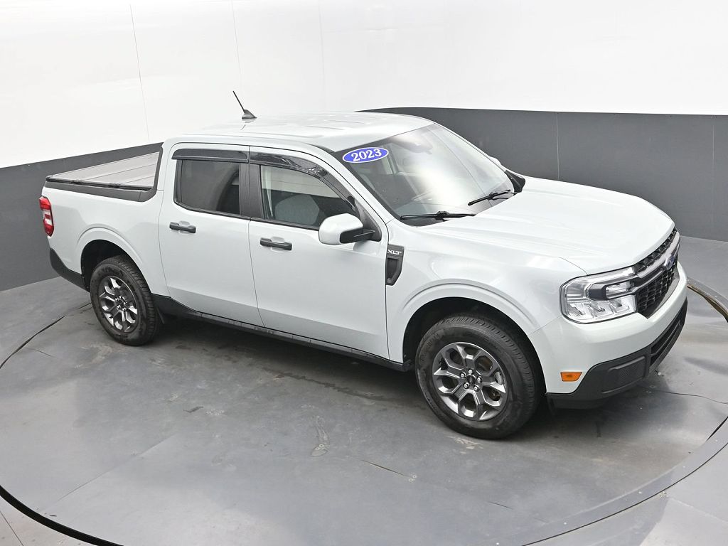 2023 Ford Maverick XL
