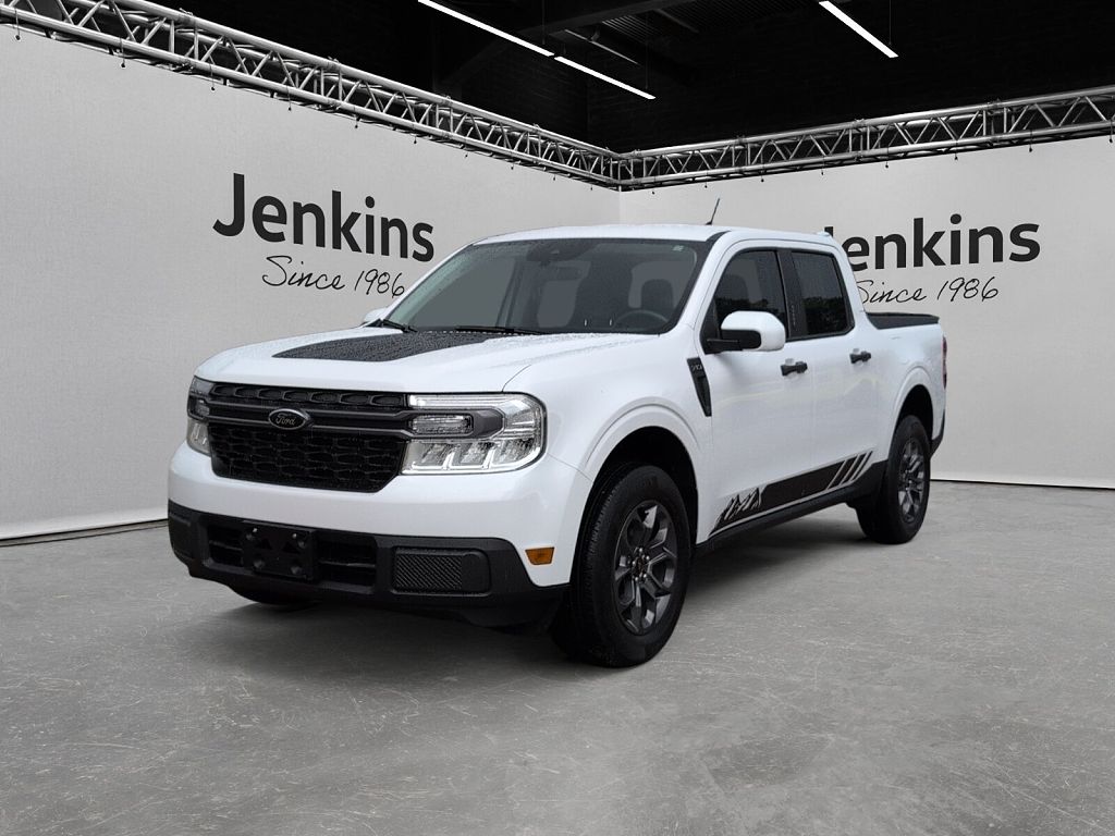 2023 Ford Maverick XL