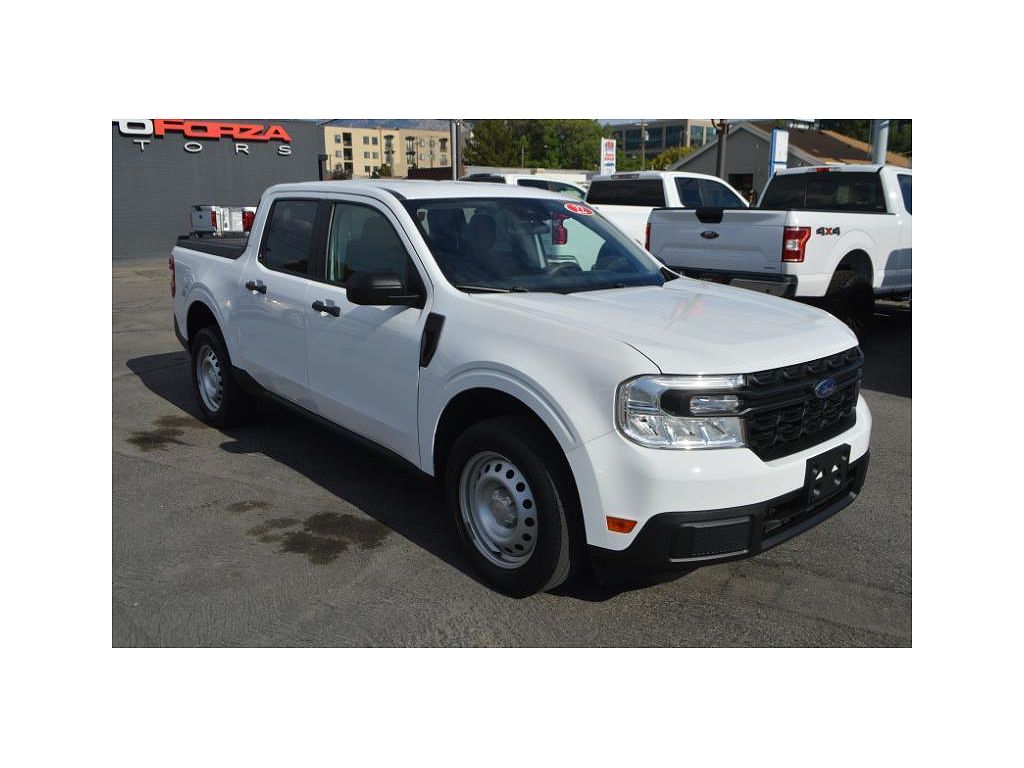 2022 Ford Maverick XL