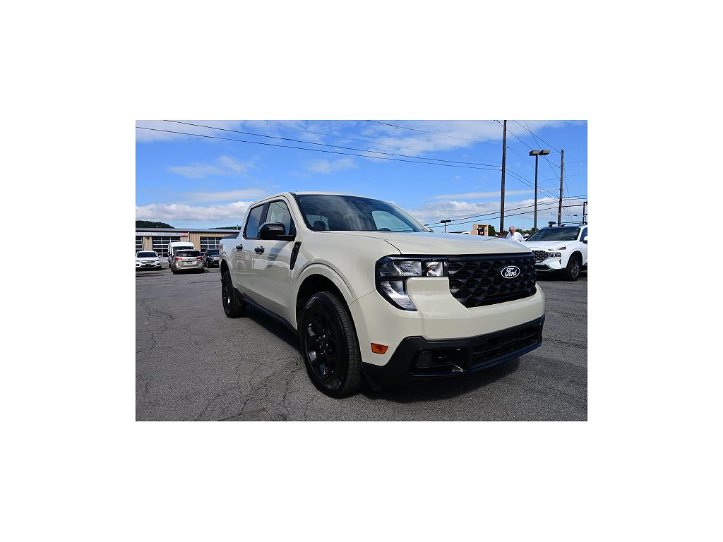 2025 Ford Maverick XLT