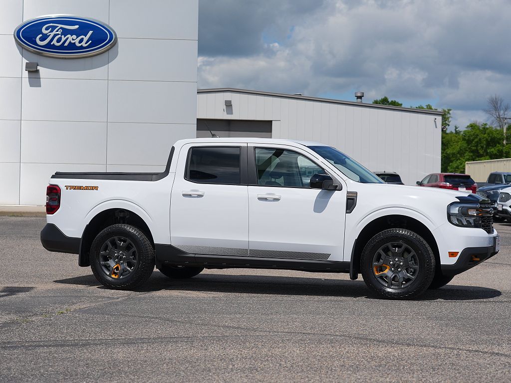 2024 Ford Maverick Lariat