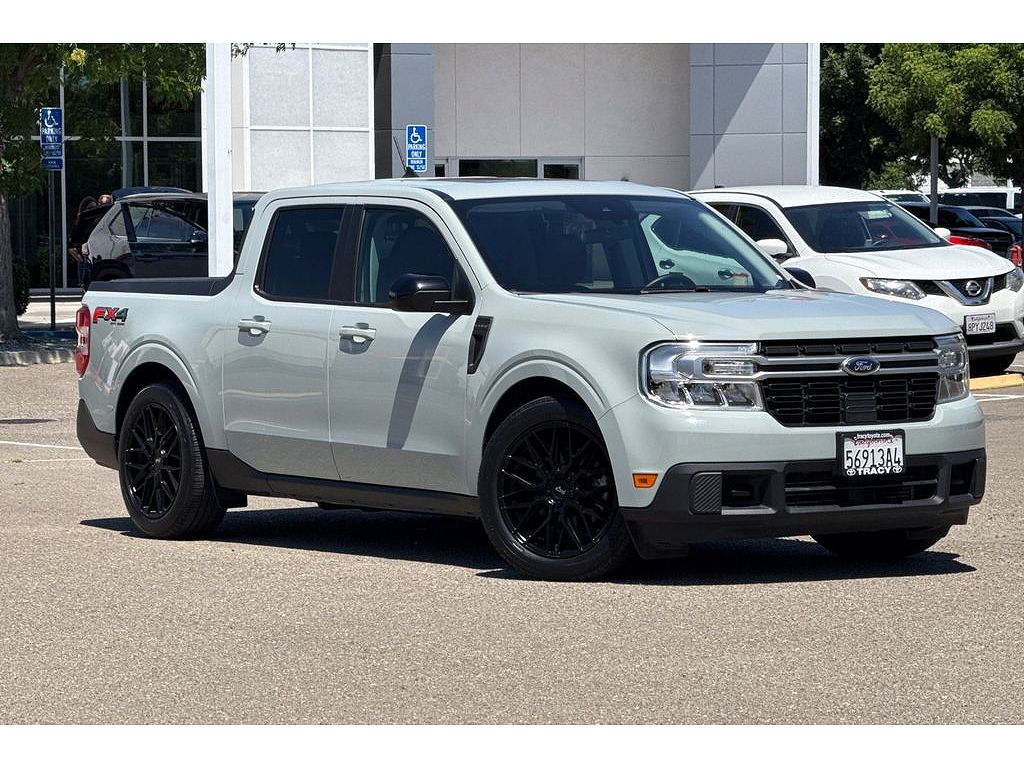 2024 Ford Maverick Lariat