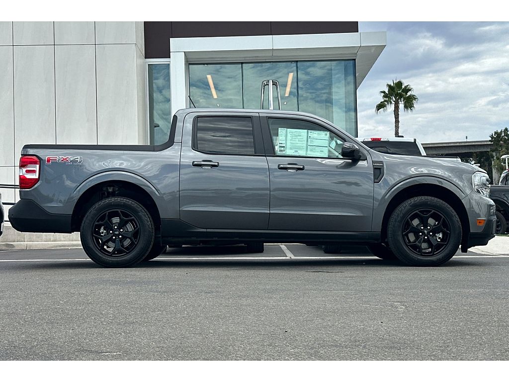 2024 Ford Maverick Lariat