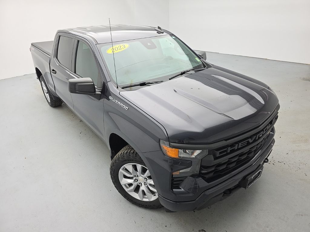 2023 Chevrolet Silverado 1500 Custom