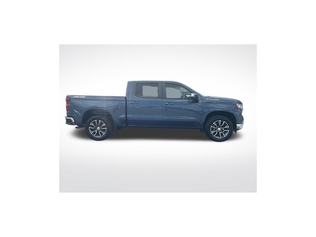 2024 Chevrolet Silverado 1500 Crew Cab Short Box 4-Wheel Drive LT 2FL