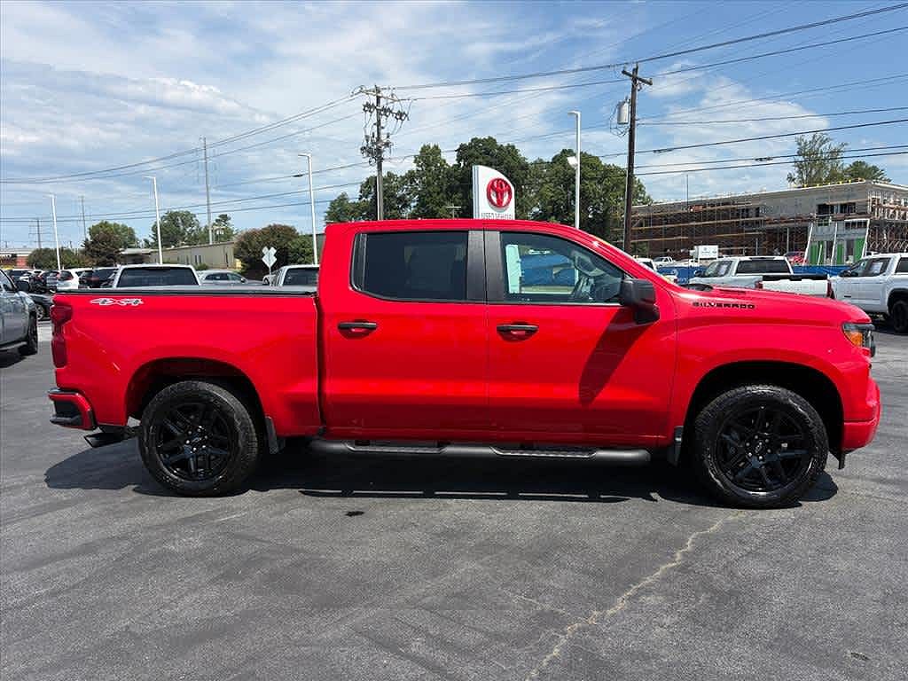 2025 Chevrolet Silverado 1500 Custom 4WD Crew Cab 147