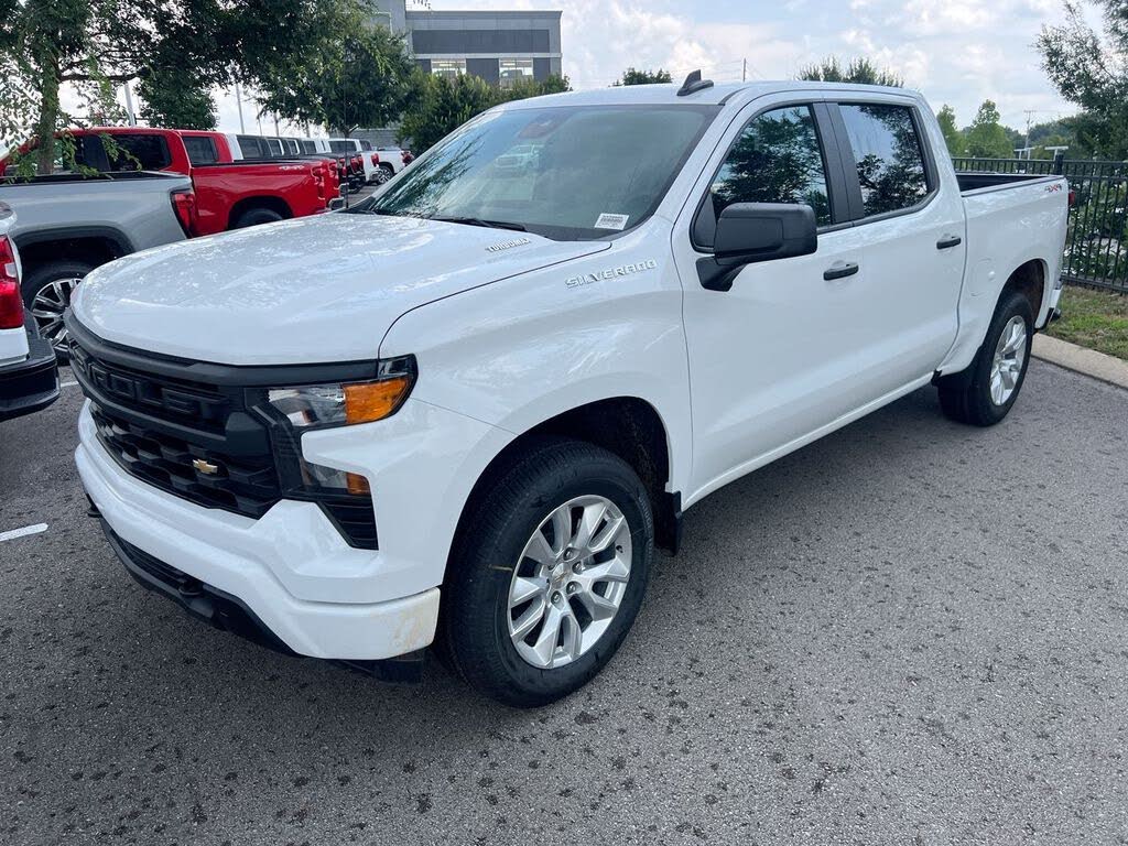 2026 Chevrolet Silverado 1500 Custom