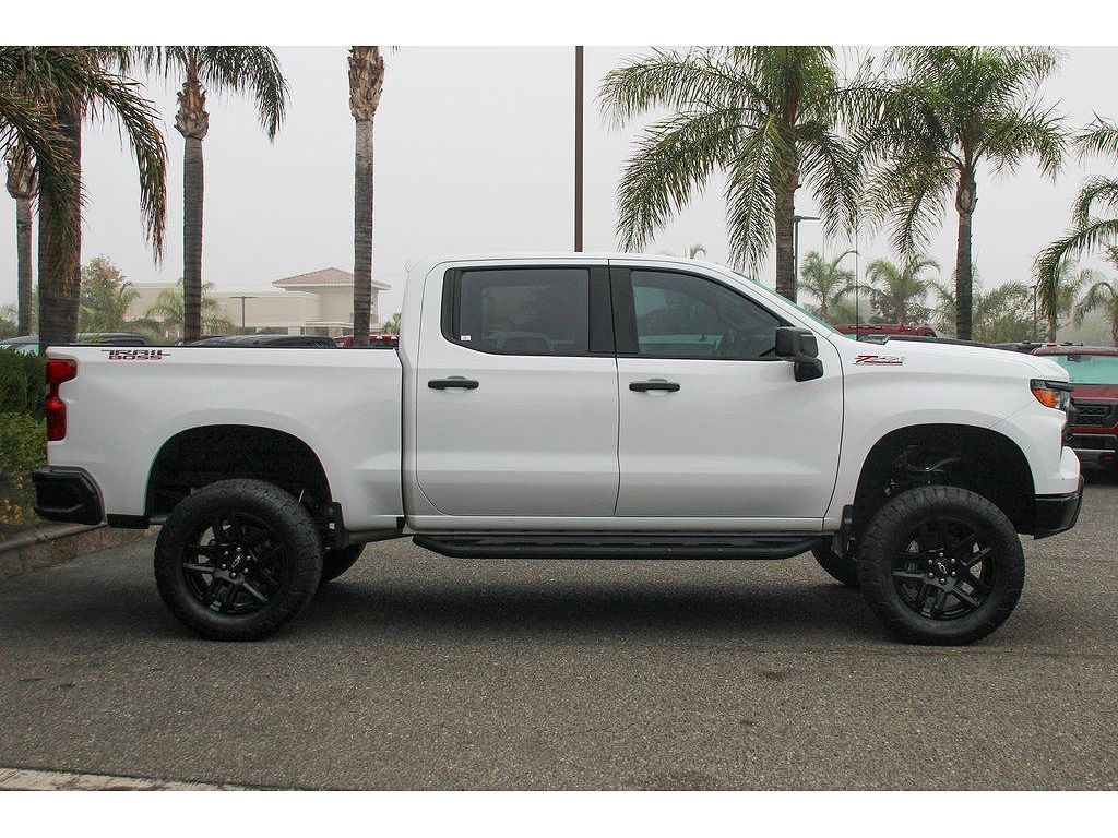 2024 Chevrolet Silverado 1500 Custom Trail Boss