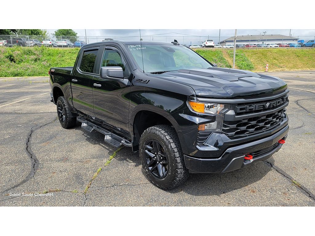 2023 Chevrolet Silverado 1500 Custom Trail Boss
