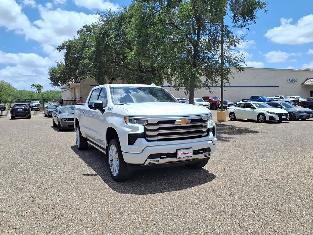 2022 Chevrolet Silverado 1500 High Country