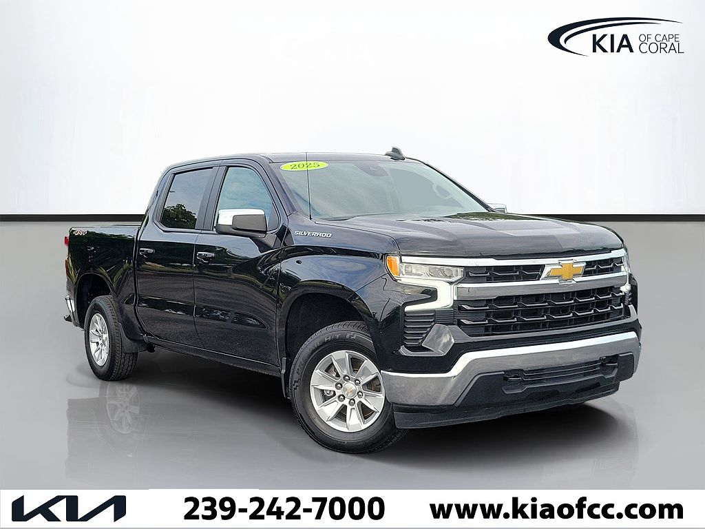 2025 Chevrolet Silverado 1500 4WD Crew Cab 147 LT w/1LT