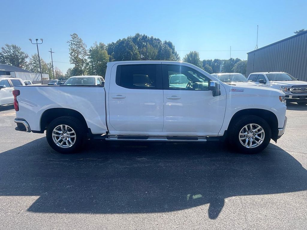 2021 Chevrolet Silverado 1500 4WD Crew Cab 147" LT w/1LT