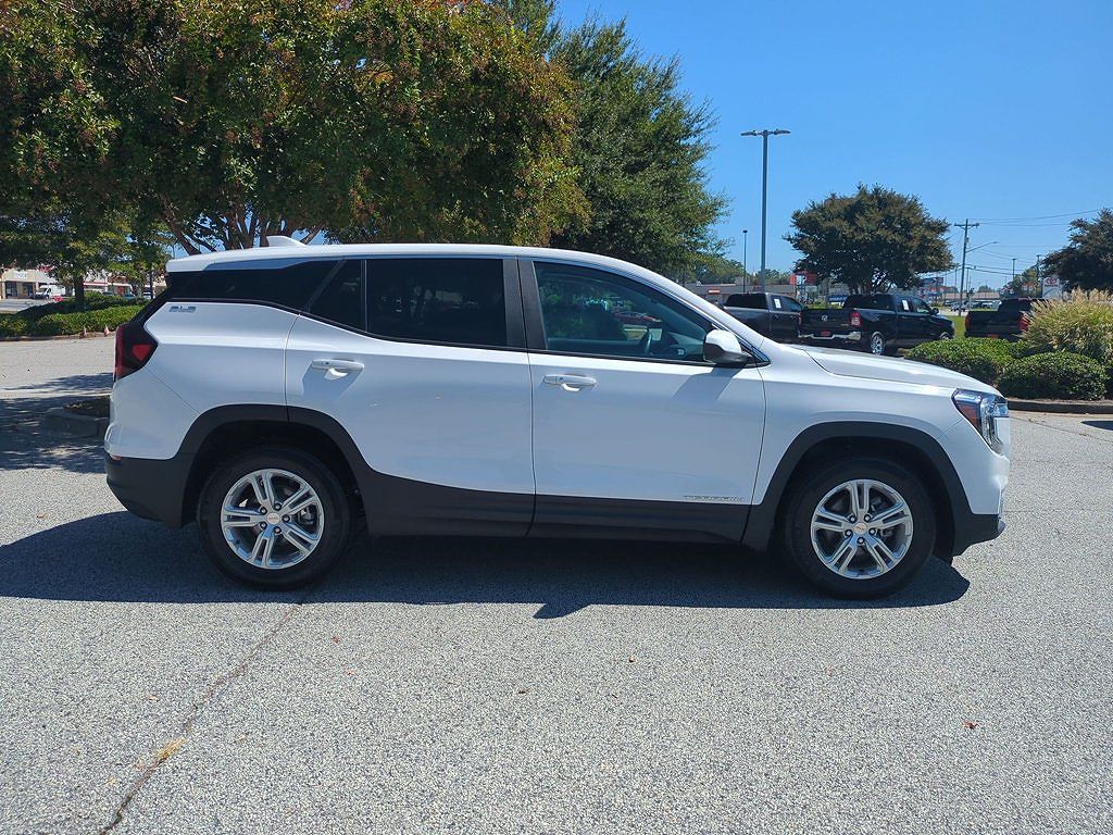 2023 GMC Terrain SLE