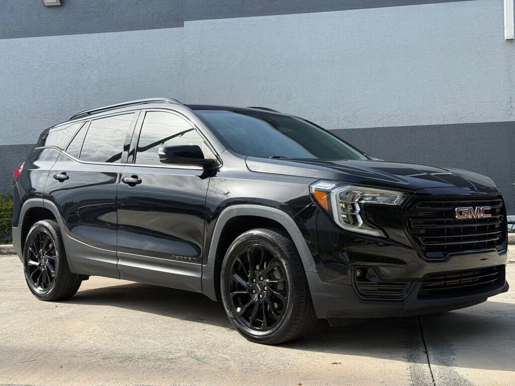 2023 GMC Terrain SLT