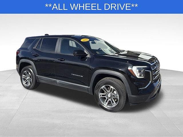 2025 GMC Terrain - Image 1