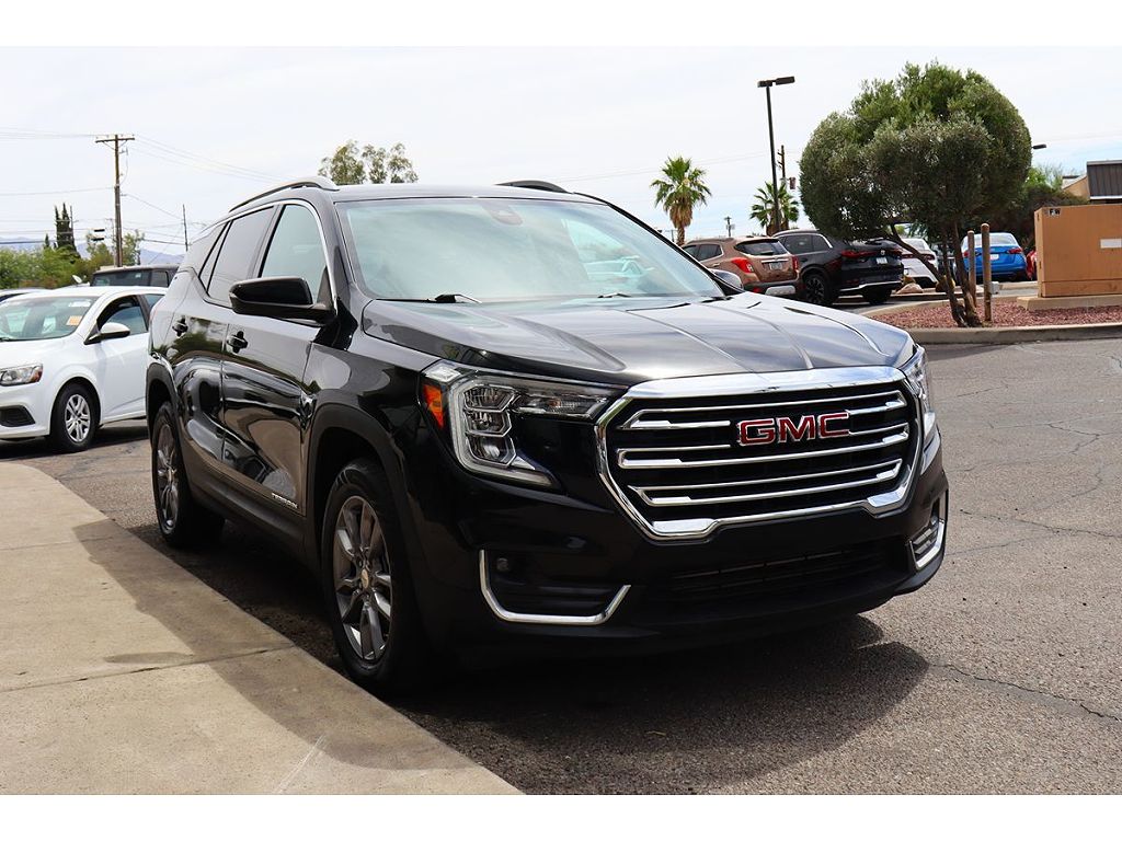 2023 GMC Terrain SLT