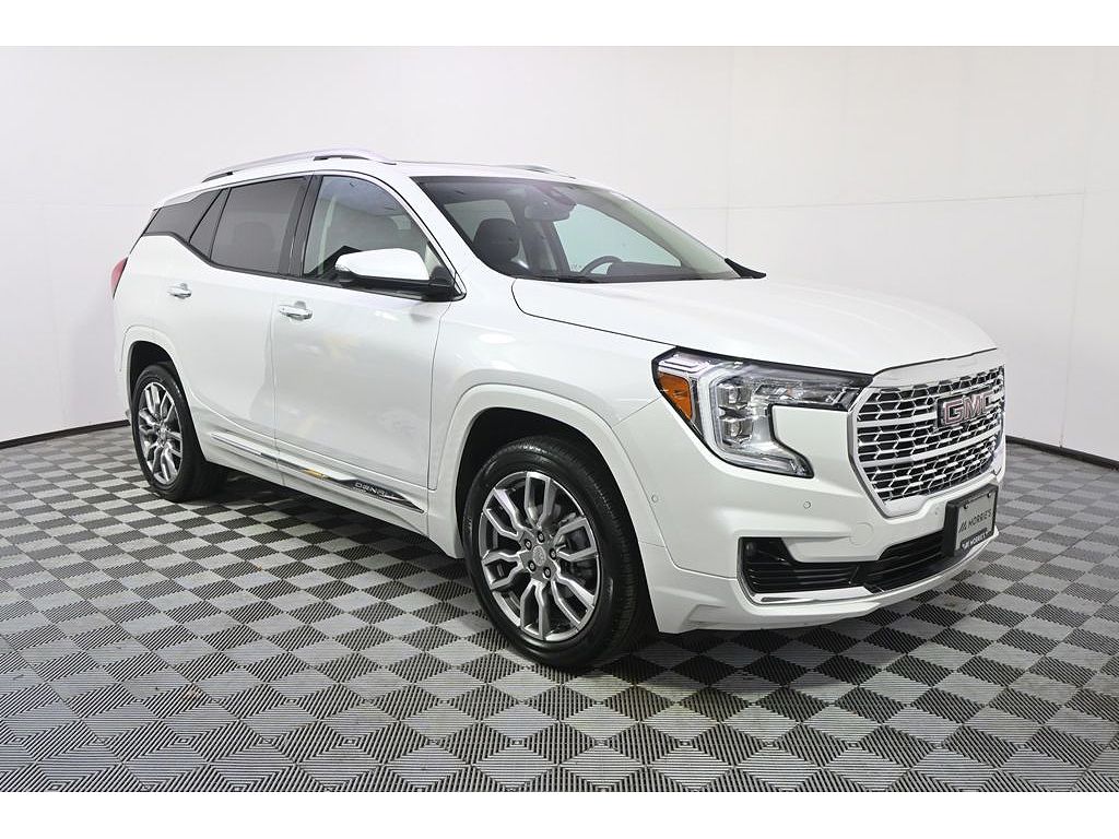 2023 GMC Terrain Denali