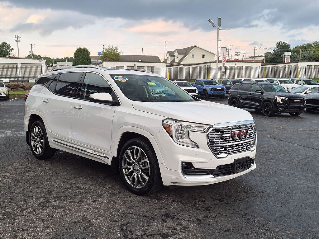 2023 GMC Terrain Denali