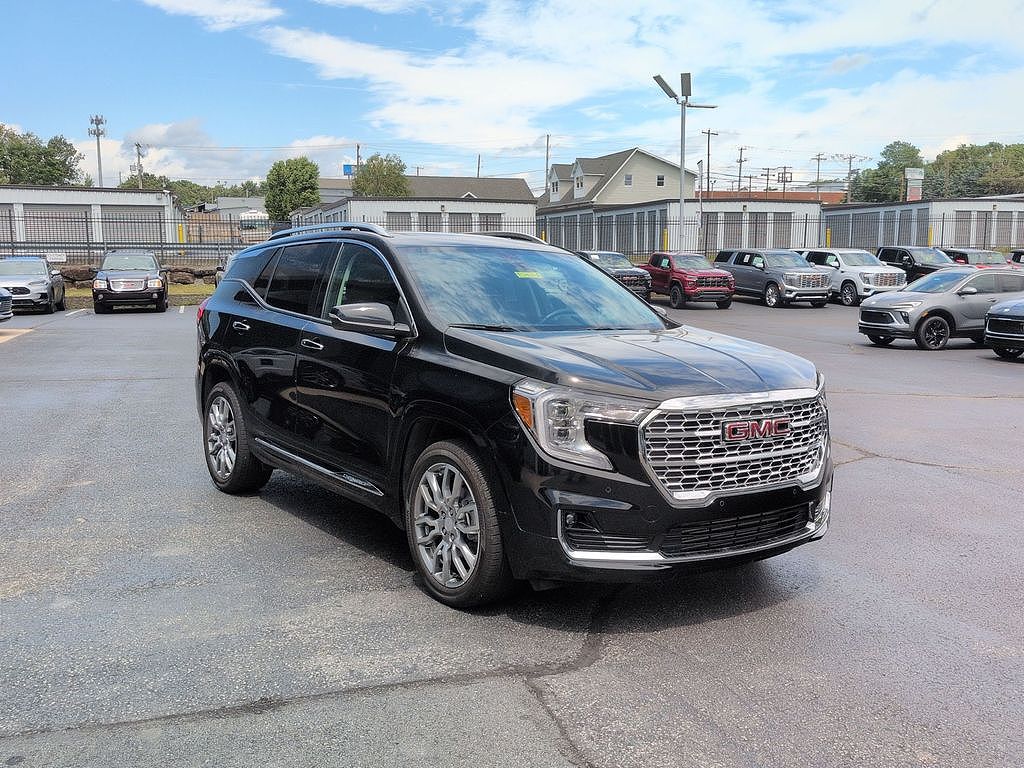 2023 GMC Terrain Denali