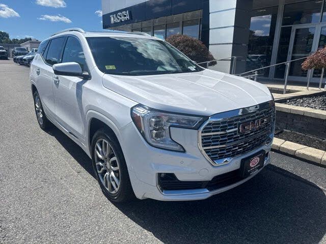 2023 GMC Terrain Denali