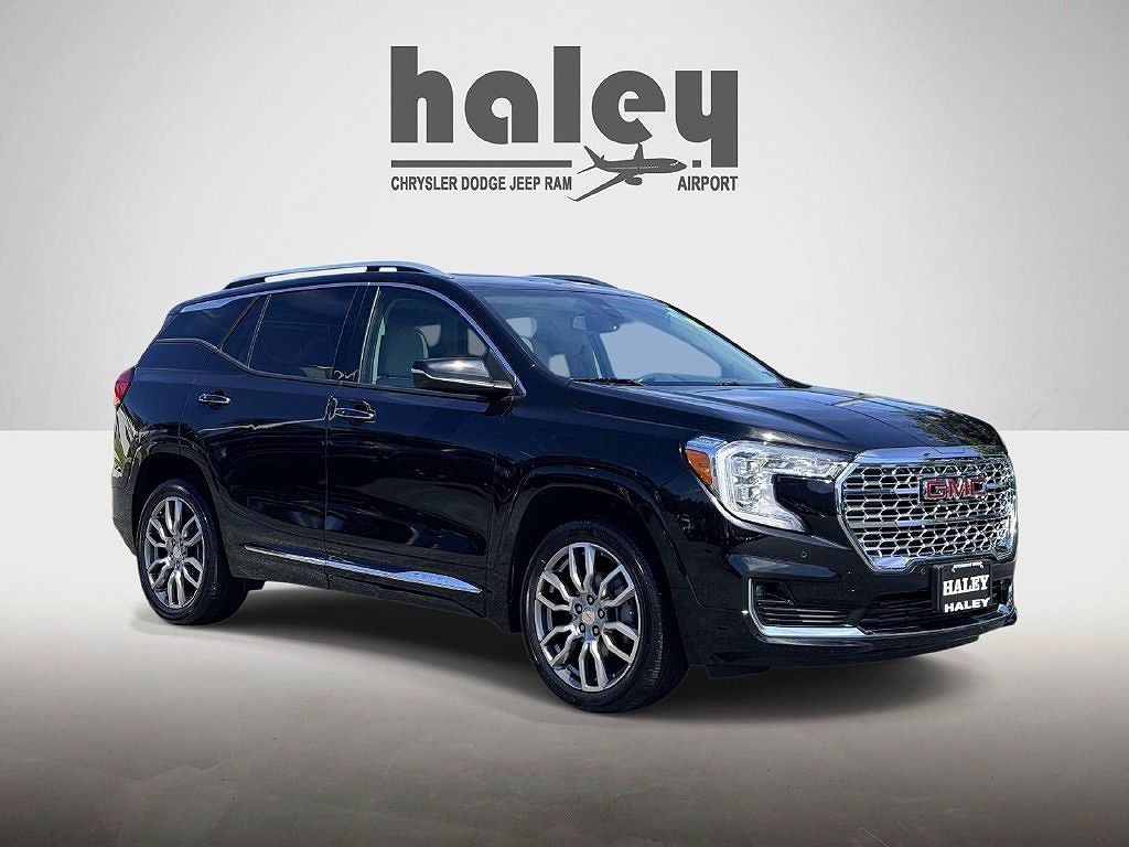 2023 GMC Terrain Denali