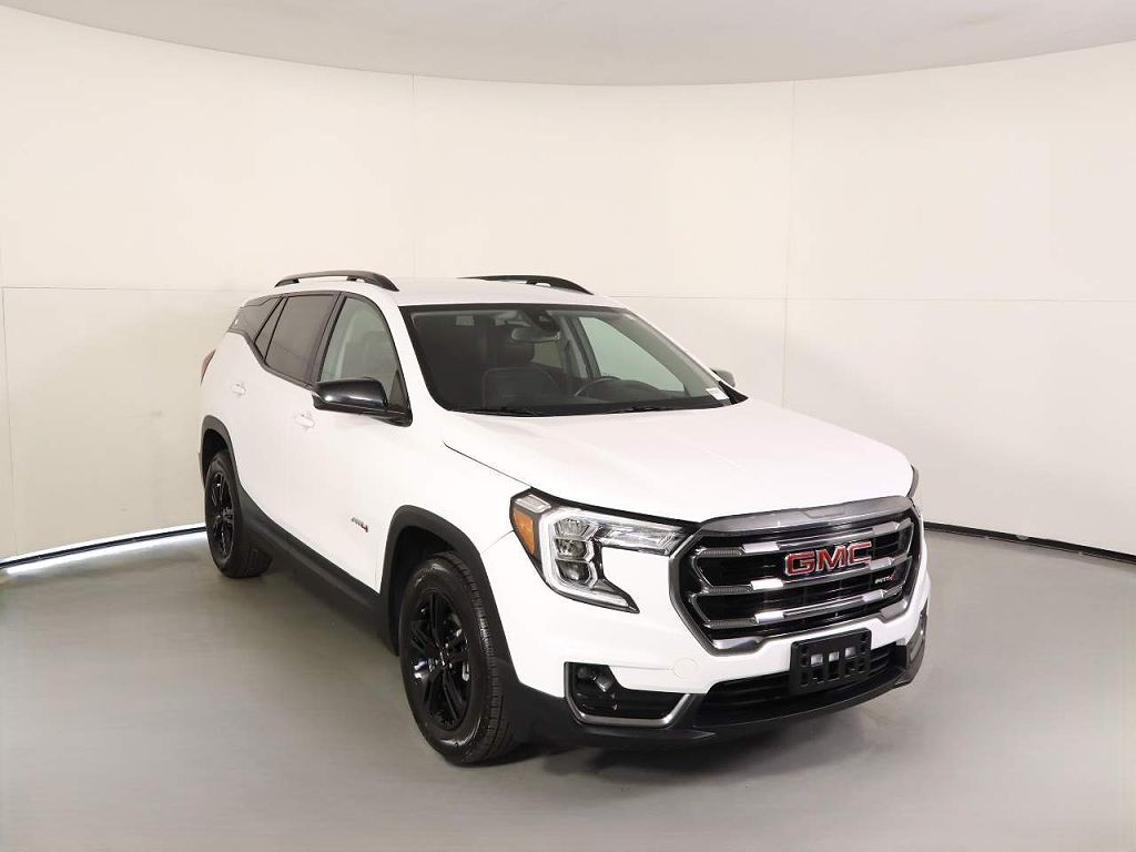 2024 GMC Terrain AT4