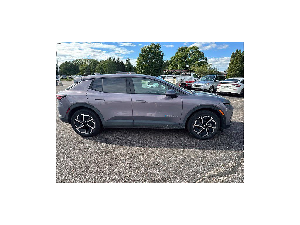 2025 Chevrolet Equinox EV LT