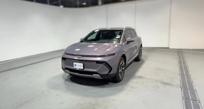 2024 Chevrolet Equinox EV photo 1