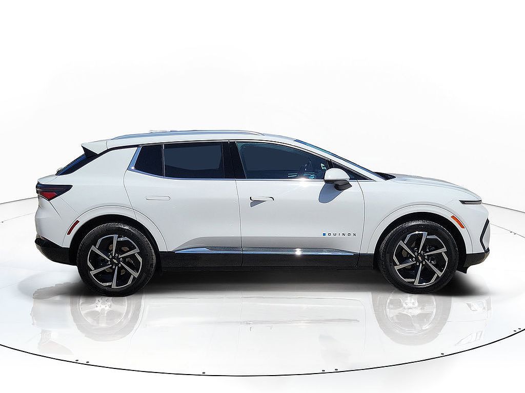 2024 Chevrolet Equinox EV 2LT
